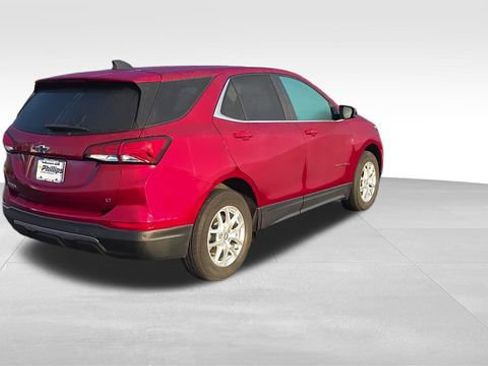 Certified 2024 Chevrolet Equinox LT w/ LPO, Floor Liner Package FWD image 5