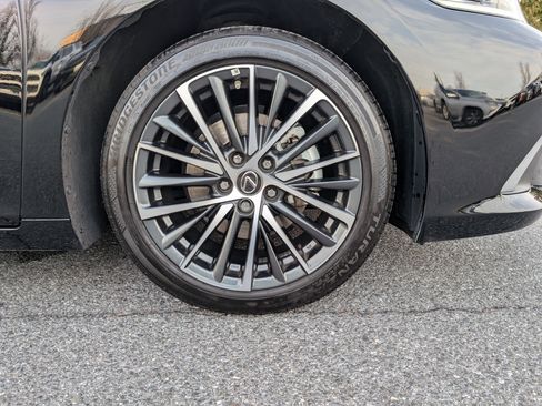 Certified 2025 Lexus ES 300h 300h image 10