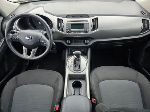 Used 2016 Kia Sportage LX image 19