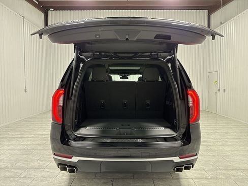 New 2026 GMC Yukon Denali w/ Sun & Power Step Package image 27