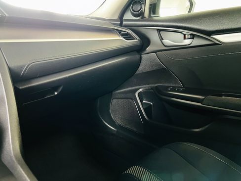 Used 2018 Honda Civic EX-T image 16