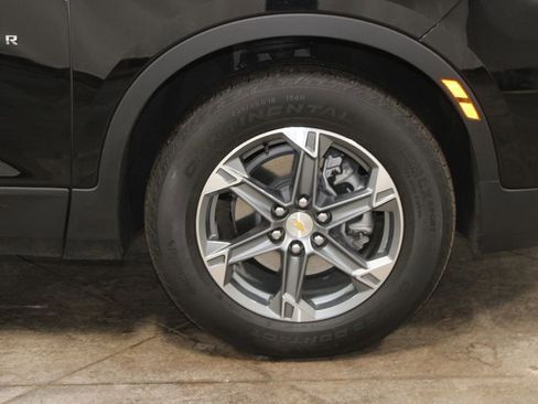 Used 2025 Chevrolet Blazer LT image 50