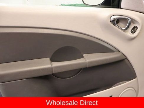 Used 2007 Chrysler PT Cruiser Touring w/ Fleet Value Group I image 9
