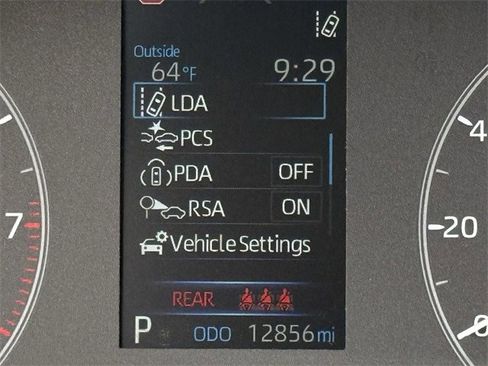 Used 2025 Toyota Corolla LE image 15