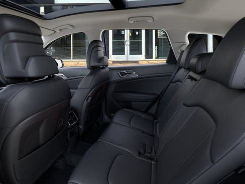 New 2026 Kia Sportage EX AWD/4WD image 18