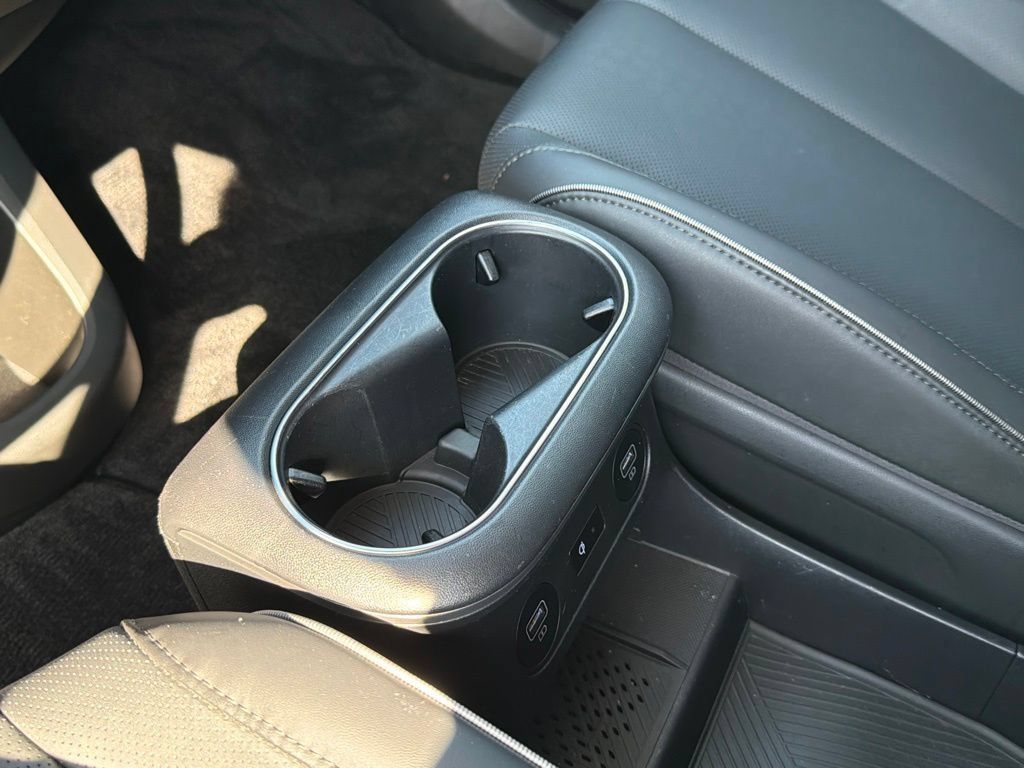 Certified 2024 Hyundai Ioniq 5 Limited RWD image 24