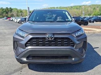 Used 2022 Toyota RAV4 LE FWD video 2