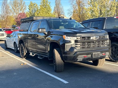 Used 2023 Chevrolet Silverado 1500 LT Trail Boss w/ LT Trail Boss Premium Package image 2