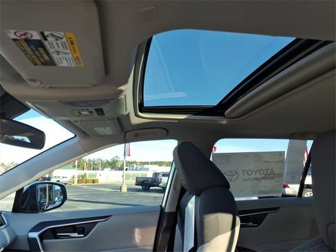 New 2025 Toyota RAV4 XLE w/ Convenience Package image 13