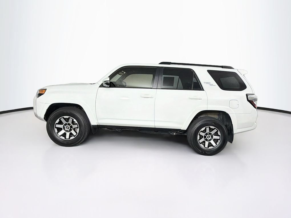 Used 2023 Toyota 4Runner TRD Off-Road Premium w/ Moonroof Package AWD/4WD image 6