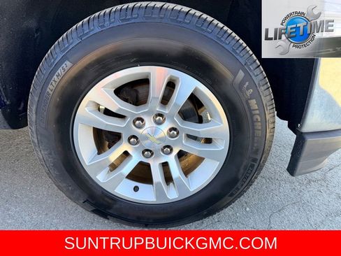 Used 2016 Chevrolet Silverado 1500 LT w/ All Star Edition image 4