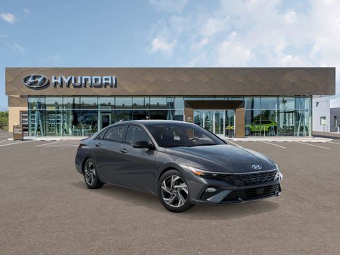 New 2025 Hyundai Elantra Sport image 2