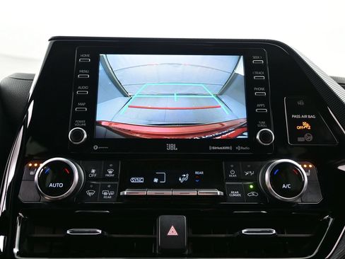 Used 2022 Toyota Highlander XSE AWD/4WD image 20