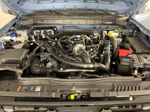 New 2025 Ford Bronco Outer Banks image 9