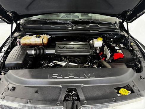 Used 2022 RAM 1500 Big Horn AWD/4WD image 11