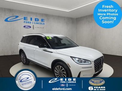 Used 2023 Lincoln Corsair Reserve w/ Rear Removable Package Tray