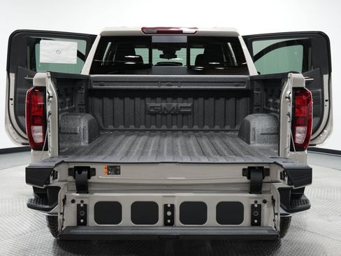 New 2026 GMC Sierra 1500 SLE image 13