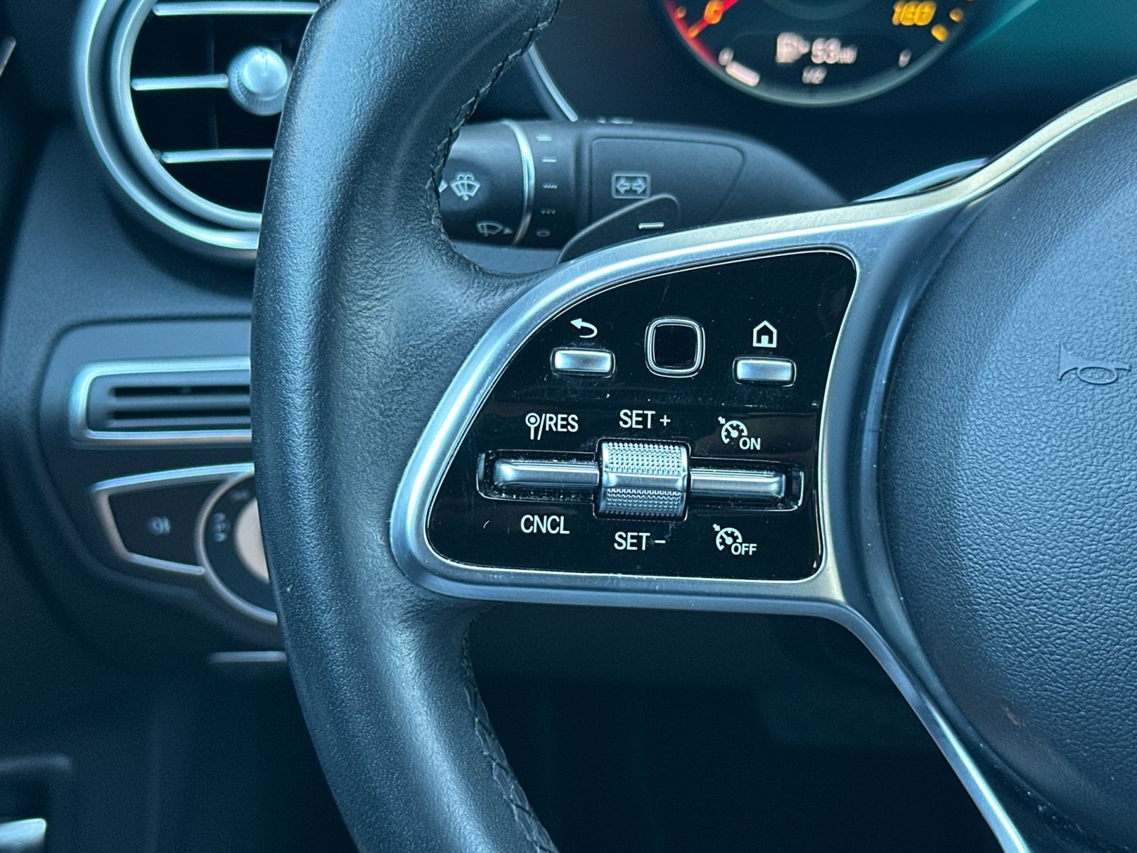 Used 2021 Mercedes-Benz C 300 Sedan image 26