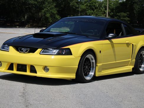 Used 2001 Ford Mustang GT RWD image 4