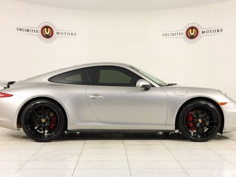 Used 2013 Porsche 911 Carrera 4S image 2