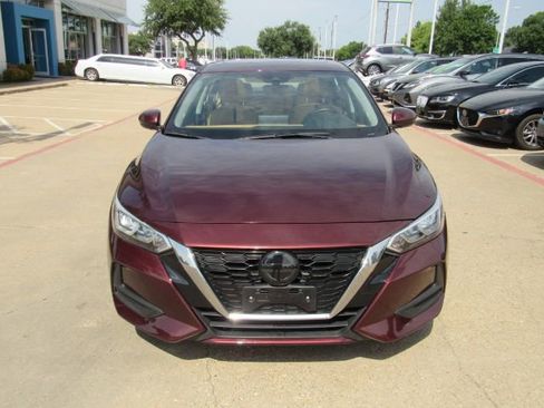 Used 2022 Nissan Sentra SV w/ SV Premium Package image 3