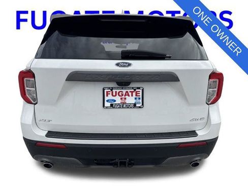 Certified 2023 Ford Explorer XLT w/ Equipment Group 202A AWD/4WD image 4