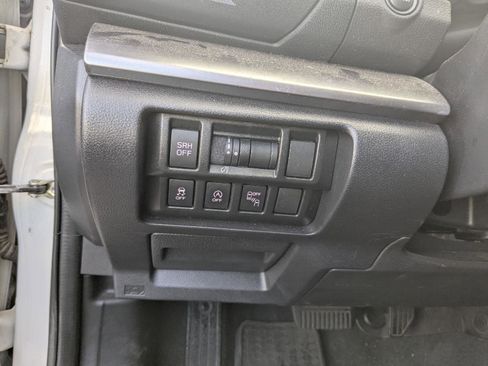 Used 2022 Subaru Crosstrek 2.5i Limited w/ Moonroof Package 2 image 23