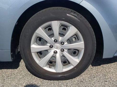 Certified 2023 Toyota Corolla LE image 11