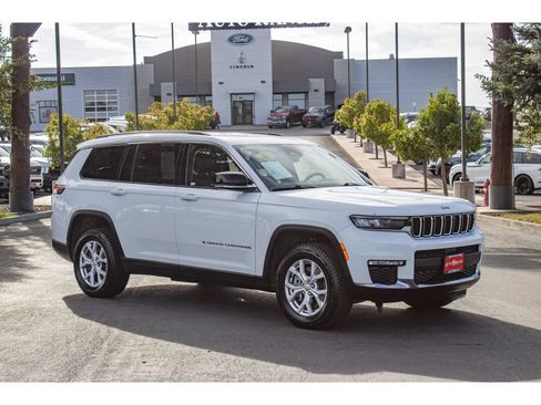 Used 2021 Jeep Grand Cherokee L Limited AWD/4WD image 2