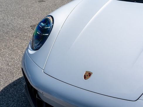 Certified 2025 Porsche 911 Carrera 4 GTS AWD/4WD image 18