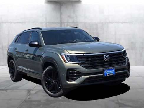 New 2026 Volkswagen Atlas Cross Sport SEL R-Line AWD/4WD image 2