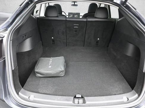 Used 2021 Tesla Model Y Long Range image 20