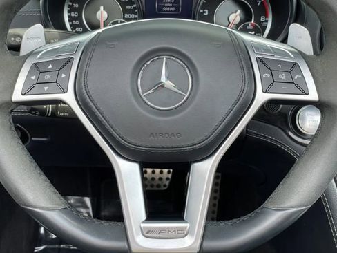 Used 2013 Mercedes-Benz SL 63 AMG image 28