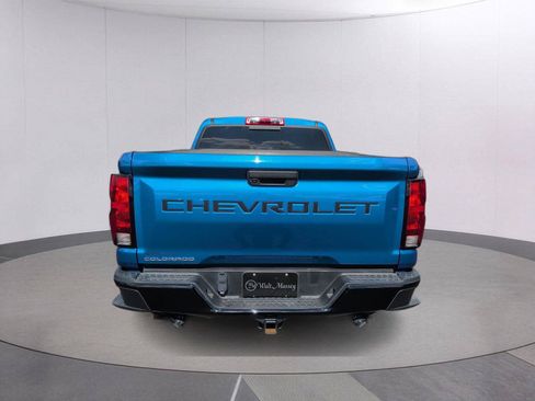 Used 2024 Chevrolet Colorado Trail Boss w/ Advanced Trailering Package AWD/4WD image 4