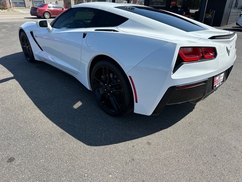 Used 2017 Chevrolet Corvette Stingray Coupe w/ 3LT Preferred Equipment Group image 6