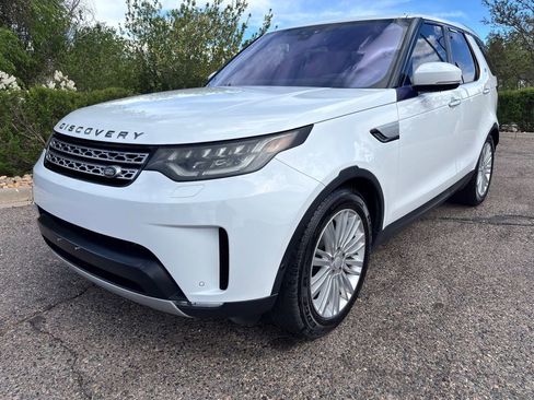 Used 2017 Land Rover Discovery HSE Luxury AWD/4WD image 4
