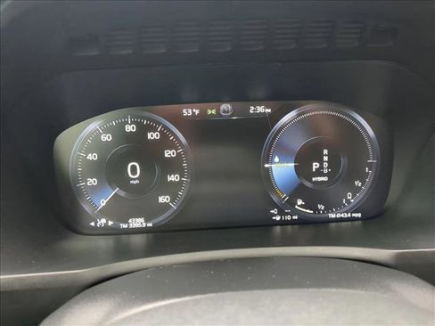 Used 2022 Volvo XC90 T8 Inscription w/ Lounge Package image 12