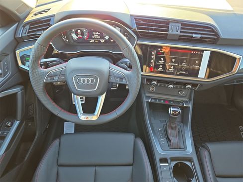 New 2025 Audi Q3 2.0T Premium Plus image 14