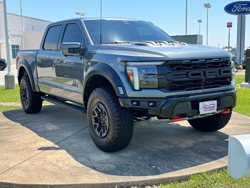Used 2025 Ford F150 Raptor w/ Equipment Group 803A Raptor R AWD/4WD image 2