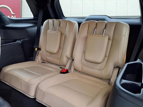 Used 2016 Ford Explorer Limited image 13