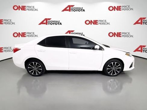 Certified 2019 Toyota Corolla SE w/ Carpet Mat Package (TMS) FWD image 9