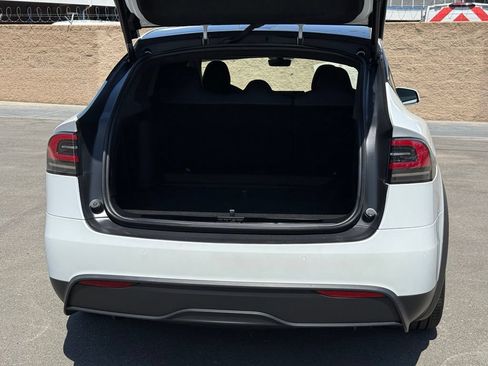 Used 2023 Tesla Model X AWD/4WD image 16