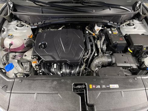 Certified 2024 Hyundai Tucson SEL FWD image 9