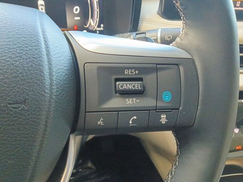 Used 2023 INFINITI QX60 Sensory w/ Vision Package image 25