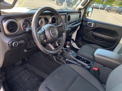 Used 2019 Jeep Wrangler Unlimited Sport S AWD/4WD image 12
