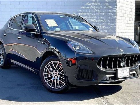 Used 2024 Maserati Grecale GT image 12