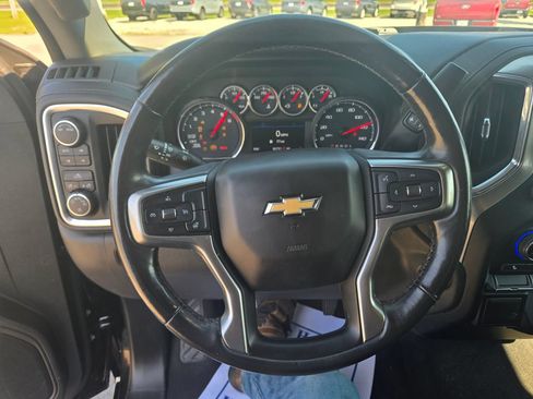 Used 2020 Chevrolet Silverado 1500 LT w/ All-Star Edition AWD/4WD image 10