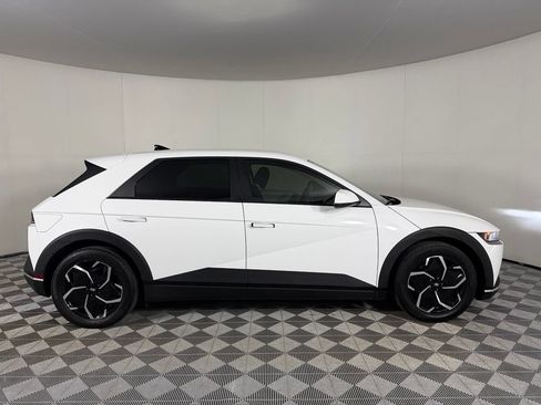 Used 2024 Hyundai Ioniq 5 SEL RWD image 5
