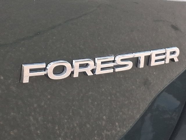 Used 2024 Subaru Forester AWD/4WD image 33