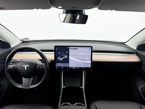 Used 2018 Tesla Model 3 Long Range RWD image 19